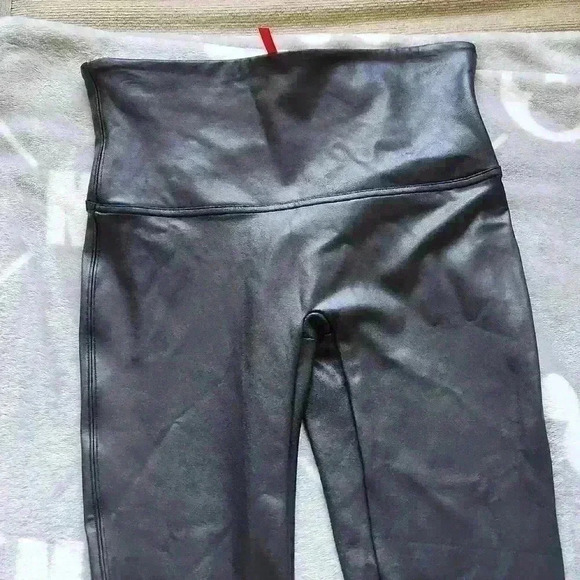 Spanx Faux Leather Leggings - Picture 2 of 7